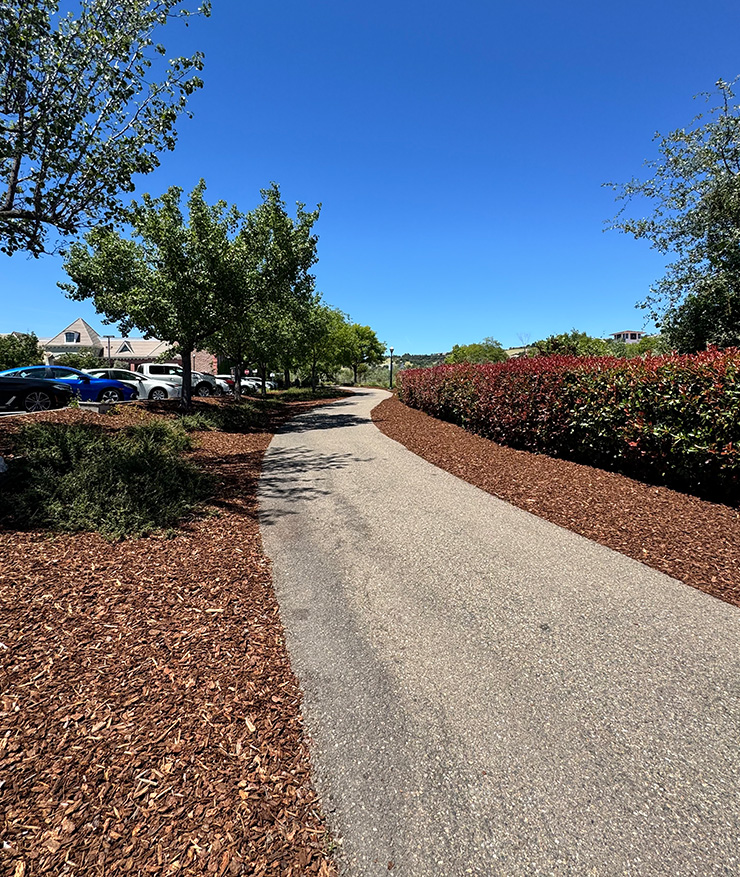 installing mulch